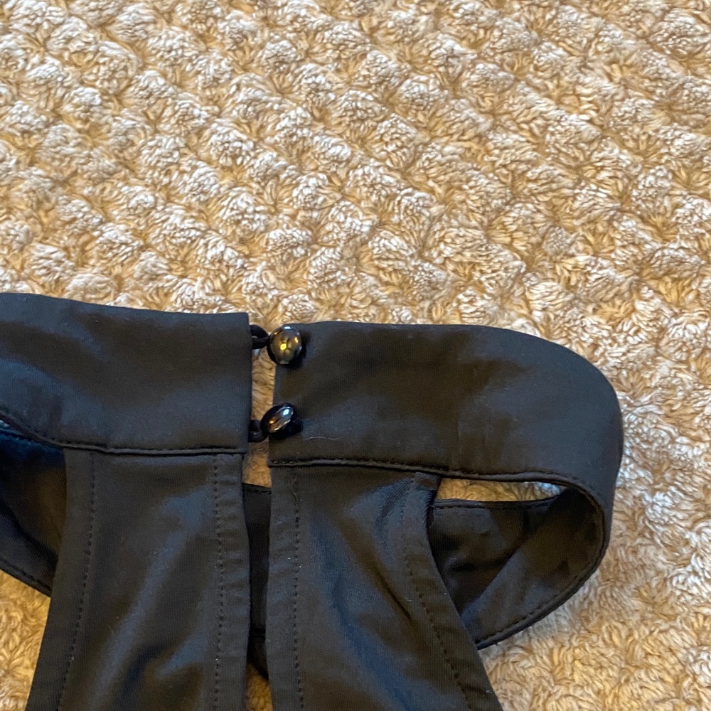 Windsor Black Cut-Out Crop Top - Picture 8 of 8